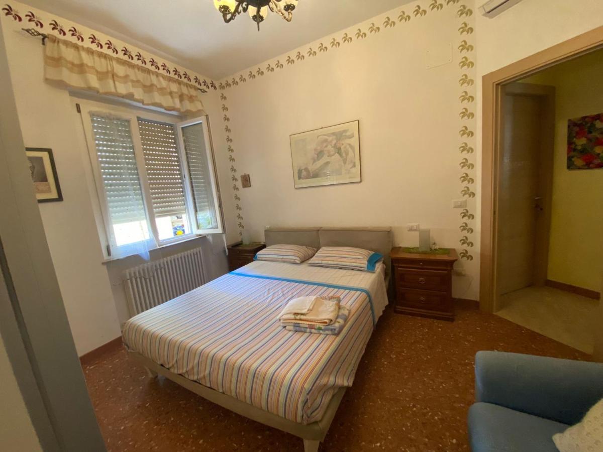 לינה וארוחת בוקר סן בנדטו דל טרנטו Casa Riri מראה חיצוני תמונה