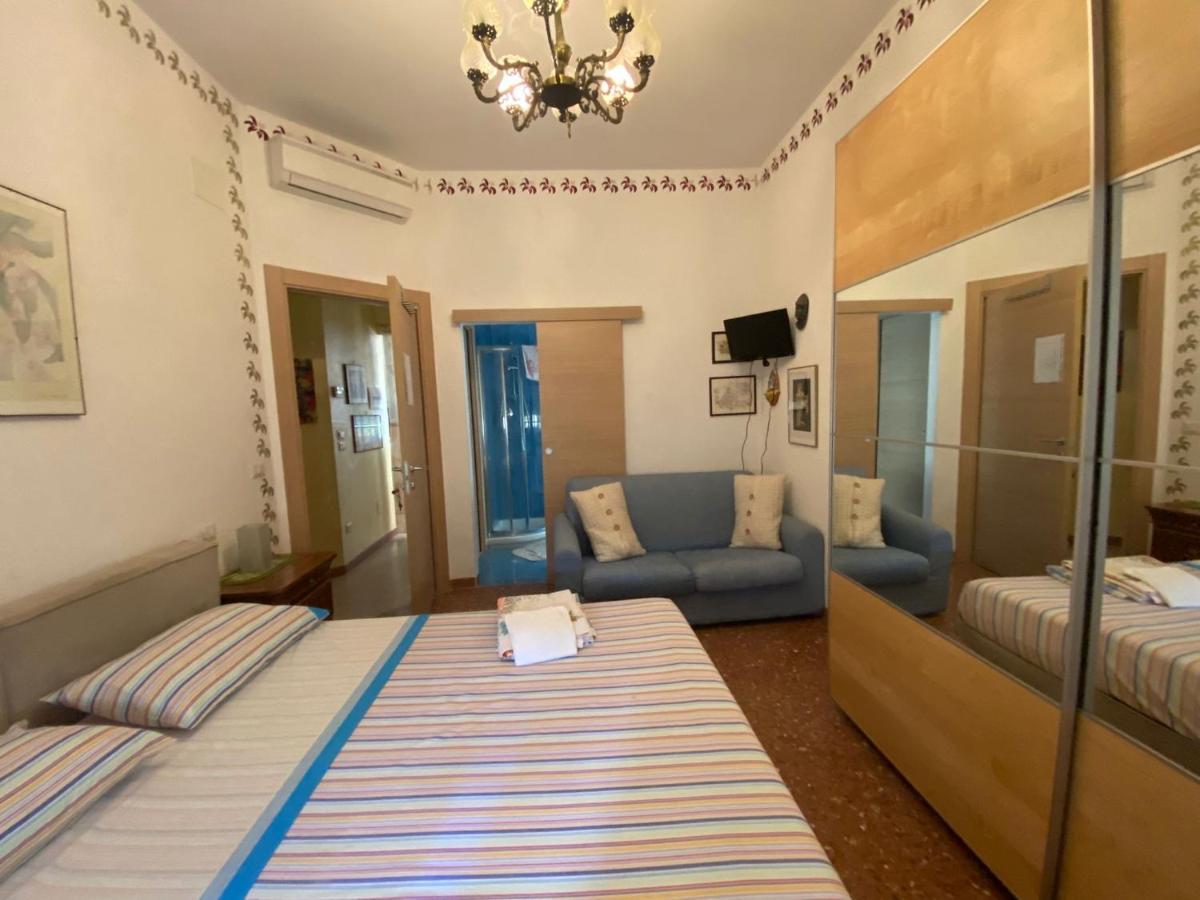 לינה וארוחת בוקר סן בנדטו דל טרנטו Casa Riri מראה חיצוני תמונה