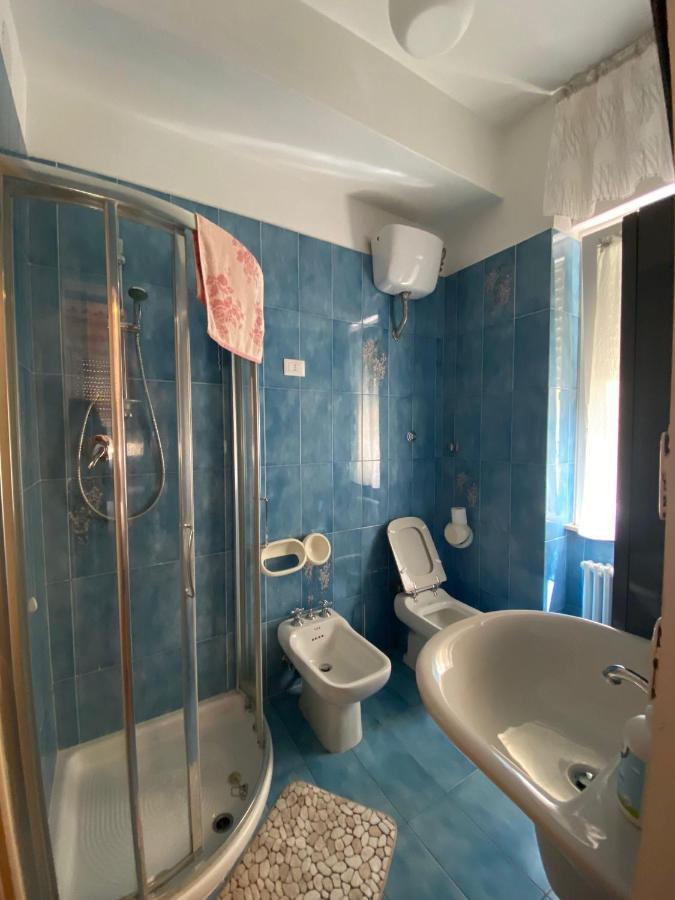 לינה וארוחת בוקר סן בנדטו דל טרנטו Casa Riri מראה חיצוני תמונה
