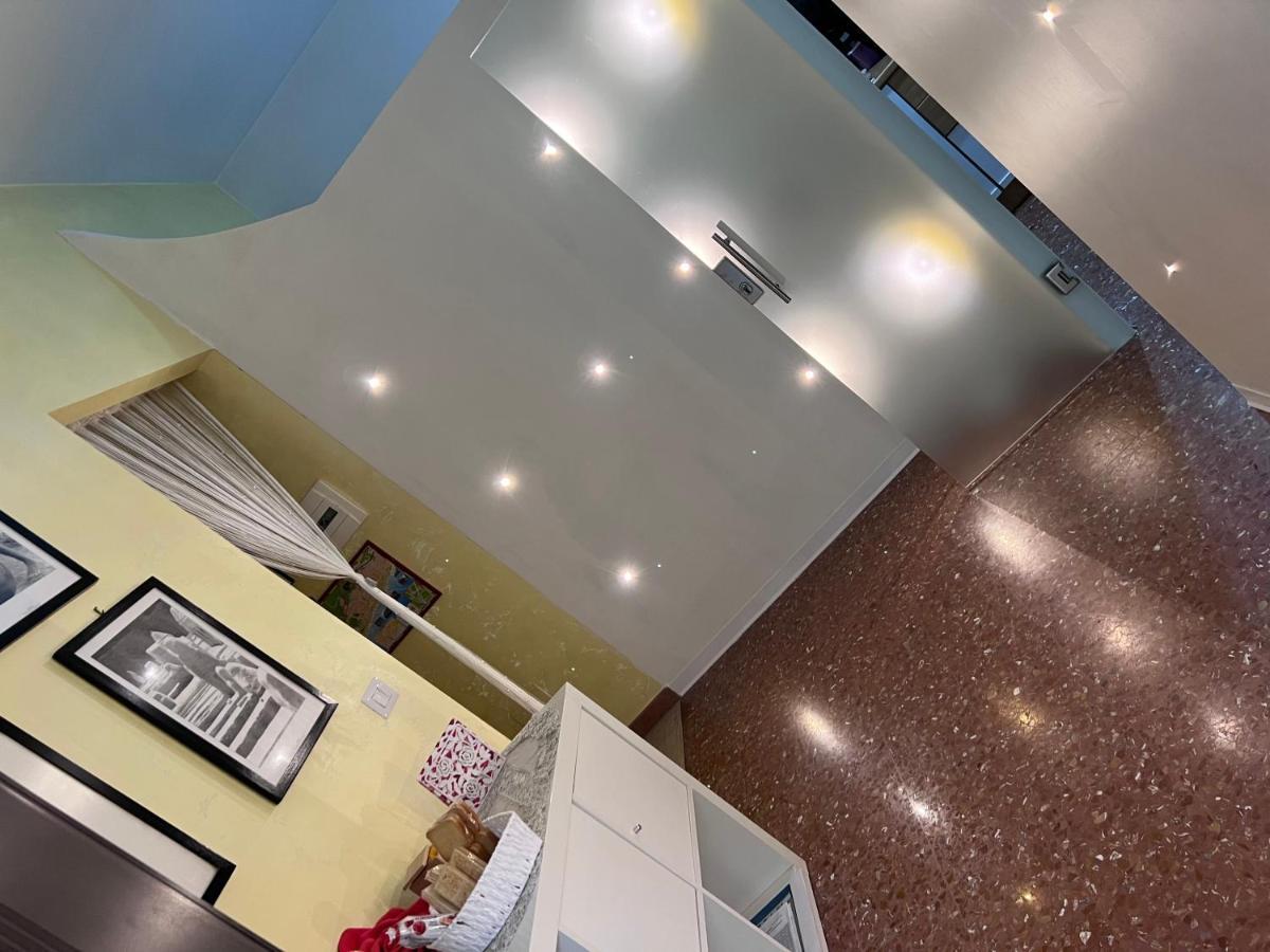 לינה וארוחת בוקר סן בנדטו דל טרנטו Casa Riri מראה חיצוני תמונה