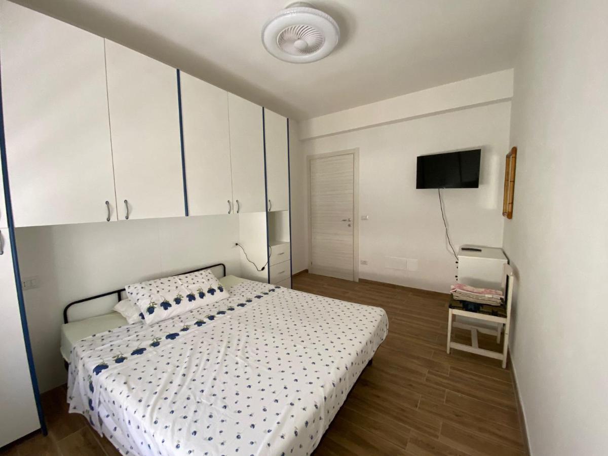 לינה וארוחת בוקר סן בנדטו דל טרנטו Casa Riri מראה חיצוני תמונה