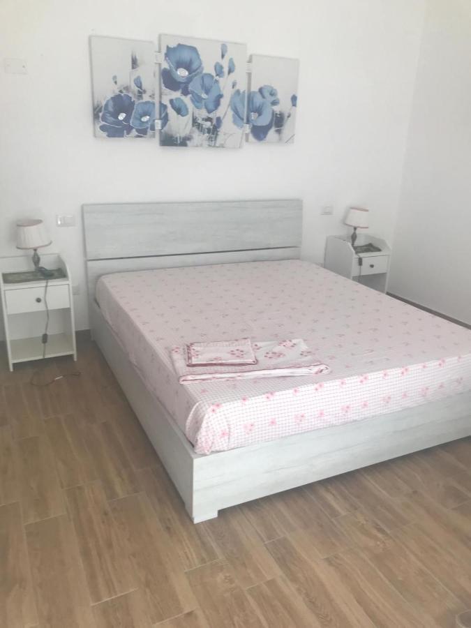 לינה וארוחת בוקר סן בנדטו דל טרנטו Casa Riri מראה חיצוני תמונה
